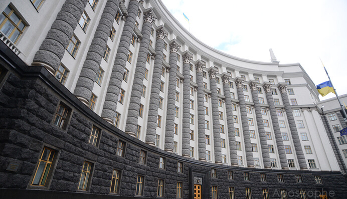 Как реклама загородного СПА: скандал с отчетом Кабмина набирает обороты