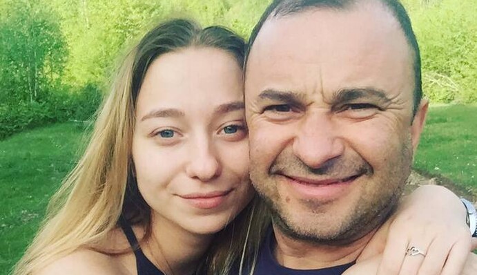 Наречена Віктора Павлика розкрила подробиці інтимного життя зі співаком