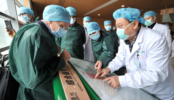 Иногда он возвращается: коронавирус преподнес опасный сюрприз, чего ждать Украине