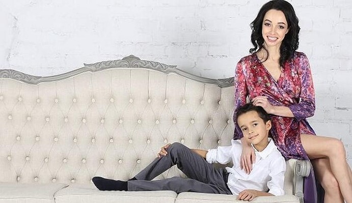 Нехай тебе вічно кружляє любов: Катерина Кухар зворушливо привітала сина-іменинника