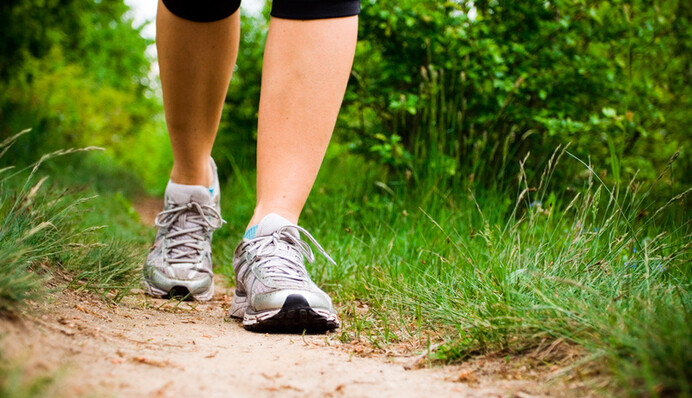 Как скинуть вес на прогулках: план полезной ходьбы на 21 день