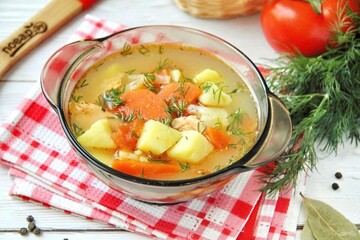 Готуємо домашню уху з овочами: детальний рецепт і поради