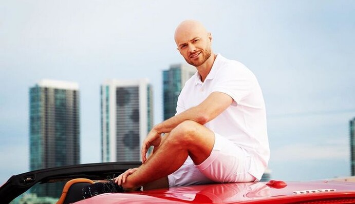 Мое счастье: Влад Яма показал забавное фото с 4-летним сыном