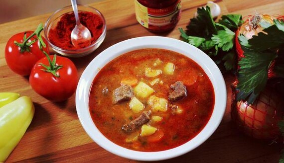 Готуємо вдома м'ясний бограч: покроковий рецепт і секрети угорської кухні