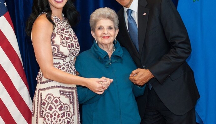 Вагітна Кеті Перрі розповіла про смерть близької людини