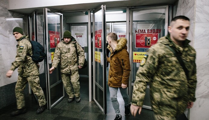 Не допустить апокалипсис: что делает власть в борьбе с коронавирусом