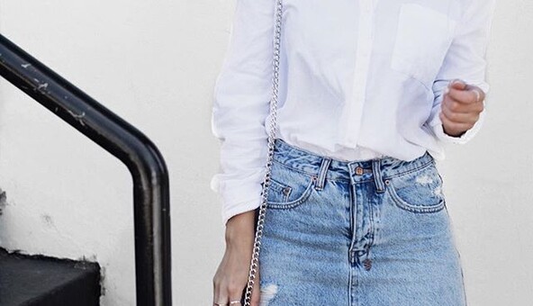 В офіс, в бар і на кожен день: 7 стильних образів з білою сорочкою на літо