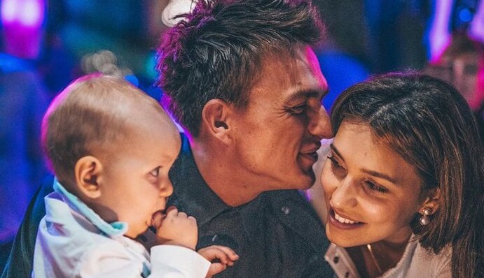 Муж Регины Тодоренко признался жене и сыну в любви, но толкать романтические речи он точно не мастер