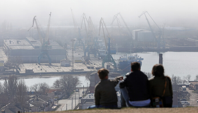 Життя кримчан в анексії: тиха 