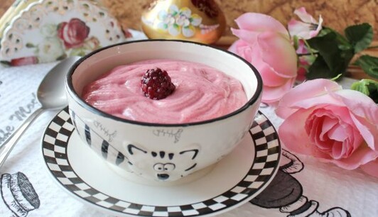 Варимо смачну манну кашу без грудочок: простий рецепт на кожен день