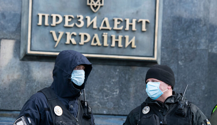 Коронавирус убил больше 26 тысяч: что происходит в Украине и мире (хроника 27 марта)