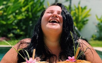 alyona alyona згадала своє дитинство в селі і показала, якою милою дитиною вона була