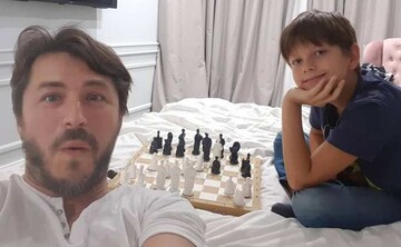 Сергій Притула повеселив фанів домашнім відео - так ведучий проводжає сина до школи під час карантину