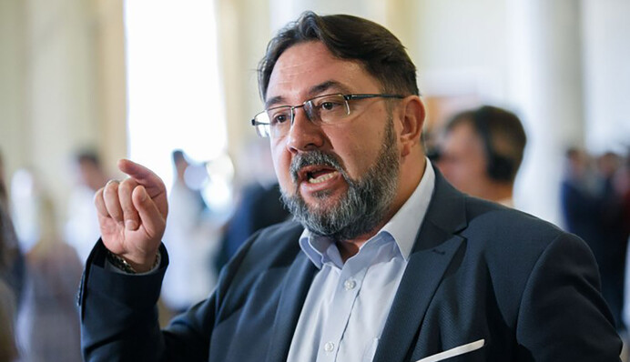 Історія з Єрмаком дуже травмувала Зеленського - Микита Потураєв