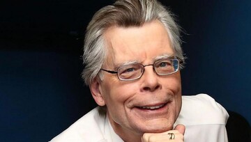 Стівен Кінг анонсував реп-альбом і навіть показав обкладинку, але це жарт над фанами та Емінемом