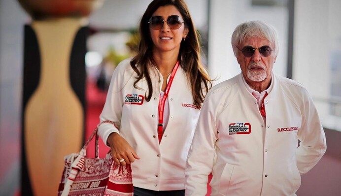 Скандальный 89-летний миллиардер в четвертый раз станет отцом: его старшей дочери - 65