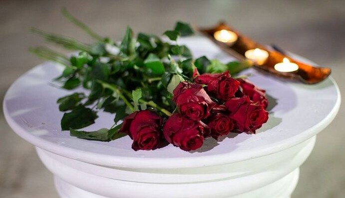 Як пройшла п'ята церемонія троянд проекту Холостяк-10 і хто покинув шоу