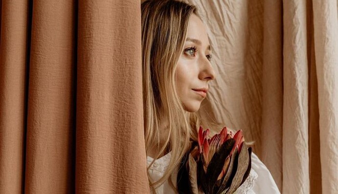 Наречена Віктора Павлика розповіла, чи скасують вони весілля через епідемію коронавірусу