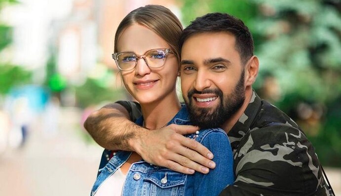 Хочу провести з нею своє життя: Віталій Козловський прокоментував стосунки зі своїм концертним директором