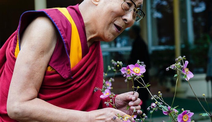 Молитов недостатньо: Далай-лама поділився ставленням буддистів до коронавірусу