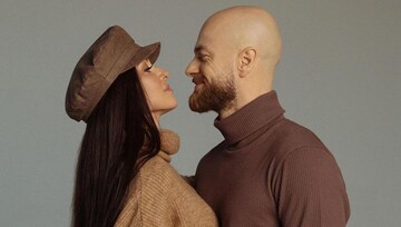 Влад Яма з дружиною приєдналися до нового тренду - домашньої фотосесії через веб-камеру