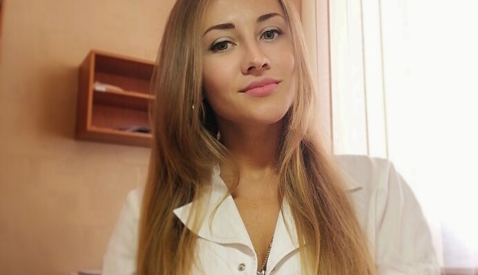 Коронавирус будет циркулировать по меньшей мере до конца года - врач-инфекционист