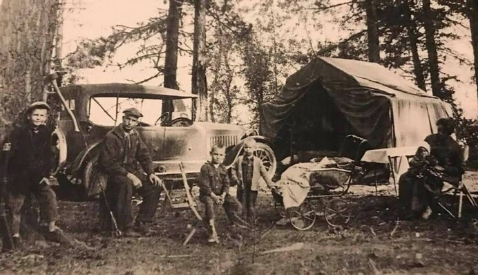 Парень показал, как его прадед спас семью от 