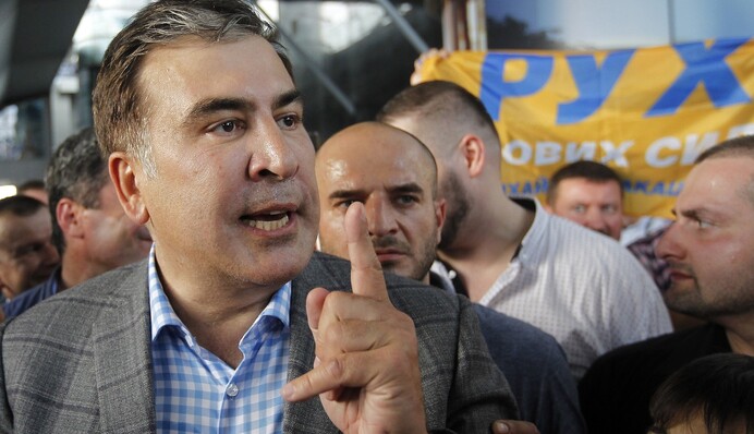 Карлсон повернувся: чим небезпечний Саакашвілі для Зеленського