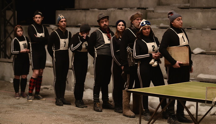 Выбирал актеров по фото: звезда сериала 