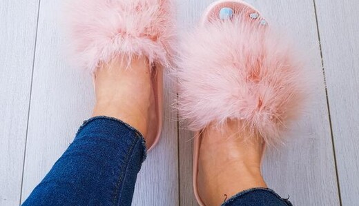 Антитренды этого лета: какую обувь стоит оставить в шкафу