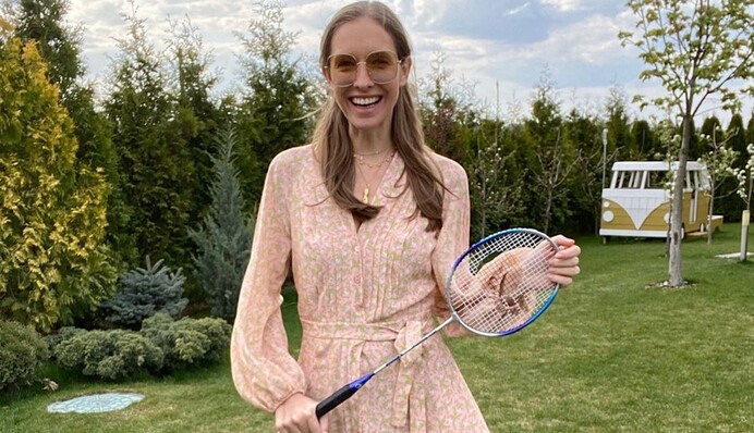 Катя Осадчая и Юрий Горбунов показали, как поддерживают форму на карантине