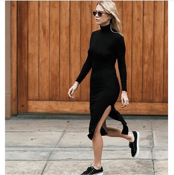 Спідниця і кросівки - табу? 10 стильних луків на літо, які говорять про зворотнє