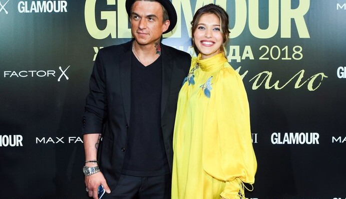 Чоловік Регіни Тодоренко після скандалу і двох днів затишшя звернувся до підписників з пропозицією