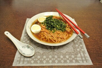 Готуємо вдома живильний японський рамен: детальний рецепт і секрети місцевої кухні