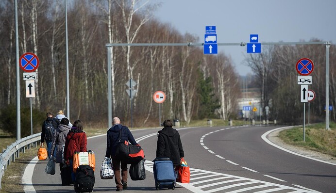 Врятувати українців: як коронавірус змінює долі заробітчан