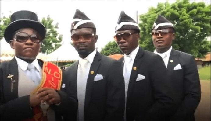 Танцоры с гробом из популярного мема записали новое видео: на этот раз у них было важное сообщение