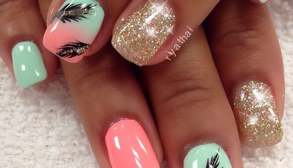 Нейл-арт на лето: 10 креативных идей маникюра для коротких ногтей