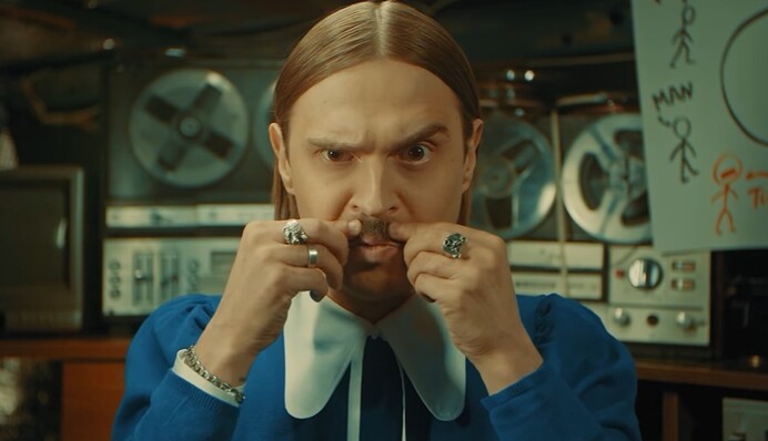 Little Big выпустили новый трэшовый клип и уже собрали миллион просмотров