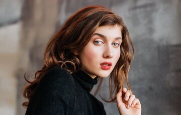 Jerry Heil показала фрагмент пісні, яку написала з фанами в прямому ефірі