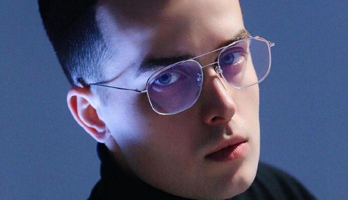 Онук Софії Ротару випустив новий трек. Це не бабусин стиль, та вона зацінила