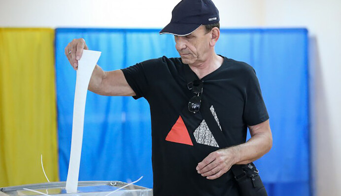 Старт местных выборов: что делать Зеленскому с 