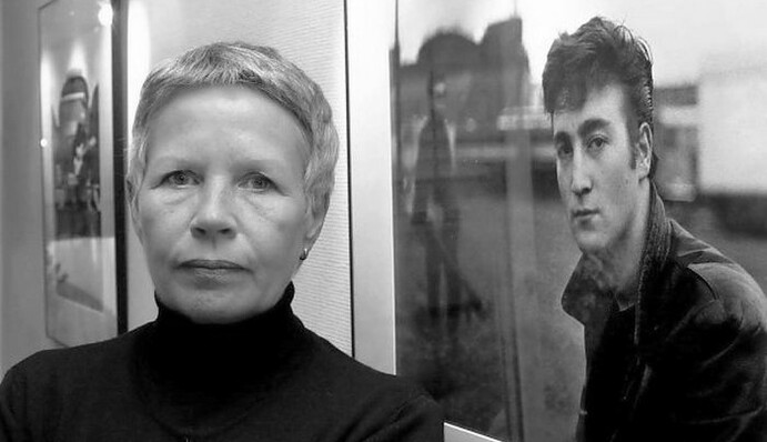 Умерла персональный фотограф The Beatles Астрид Кирхер