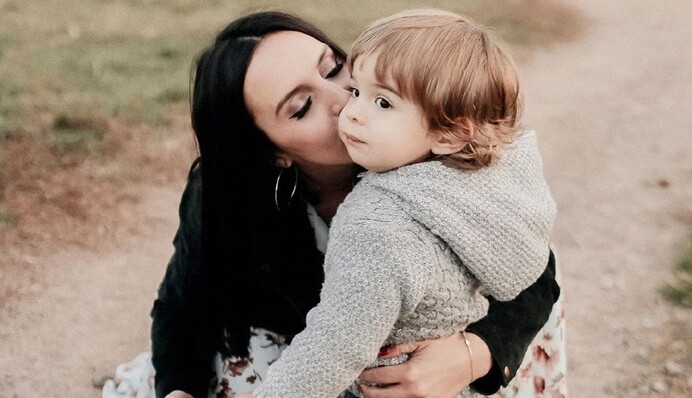 Нехай він буде кожен день: вагітна Джамала відзначила День сім'ї ніжними фото