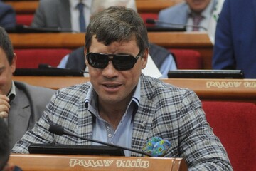 Maserati и 5 миллионов наличными: как депутат Киеврады Пабат зарабатывает на "активистах" и стройках