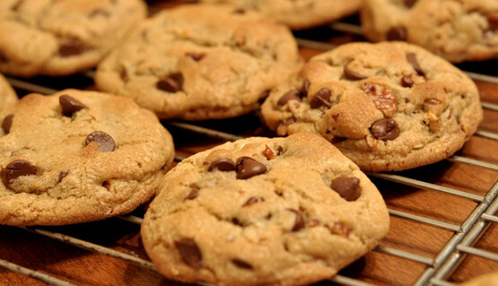 Готуємо ароматне домашнє печиво з шоколадом: простий рецепт десерту без хімії