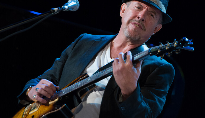 Жила та навчалася у Києві: з'явилися подробиці про молоду дружину Макаревича