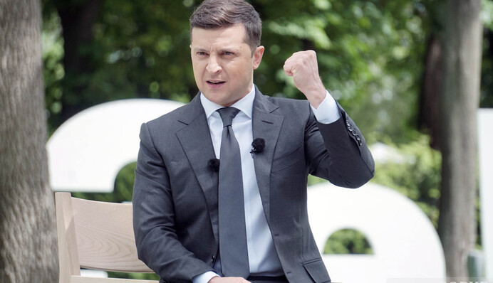 Слідами Порошенка: куди Зеленський завів Україну