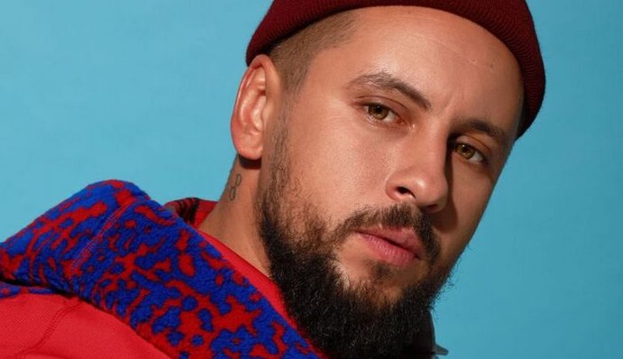 Важнее нет ничего: MONATIK посвятил трогательный пост своей семье