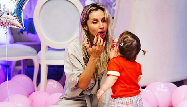 Змінила моє життя: Світлана Лобода привітала молодшу дочку-іменинницю і показала ніжні фото