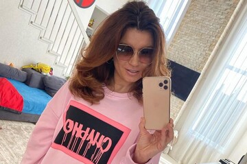 В очікуванні первістка: дружина MONATIK'а показала архівне фото своєї вагітності